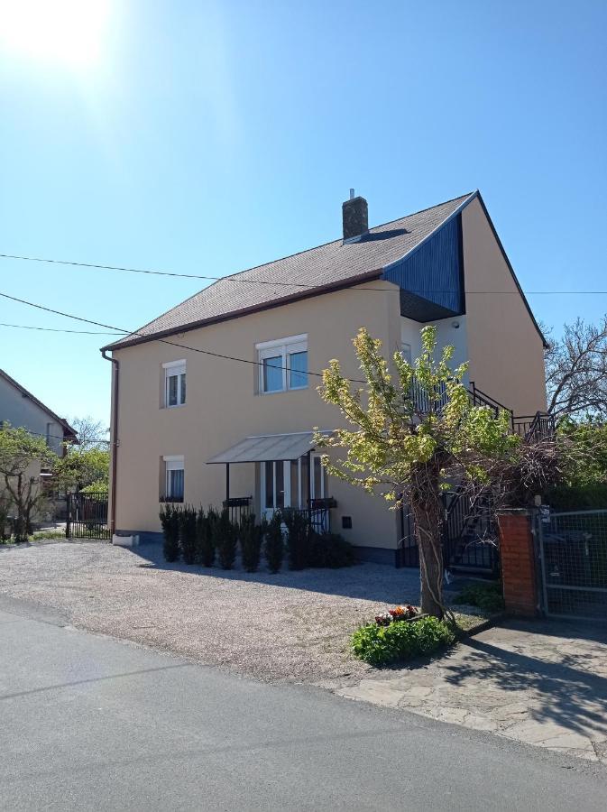 Joe Beach Apartman Keszthely Buitenkant foto