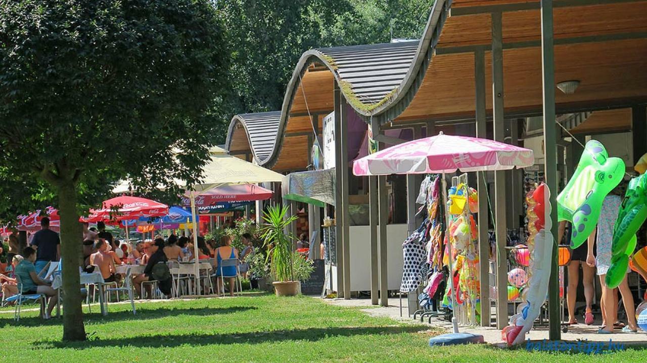 Joe Beach Apartman Keszthely Buitenkant foto